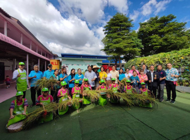 เข้าร่วมกิจกรรมในโครงการสถานศึกษาพอเพียงสู่การพัฒนาที่ยั่งยืน ของโรงเรียนวัดพุฒิปรางปราโมทย์ ... พารามิเตอร์รูปภาพ 2