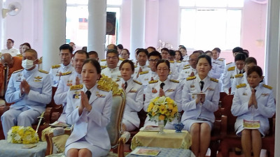 เข้าร่วมพิธีเจริญพระพุทธมนต์เฉลิมพระเกียรติถวายพระพรชัยมงคลแด่ พระบาทสมเด็จพระเจ้าอยู่หัว เนื่องในโอกาสวันเฉลิมพระชนมพรรษา 6 รอบ 28 กรกฎาคม 2567 (ครั้งที่ 11) ... พารามิเตอร์รูปภาพ 1