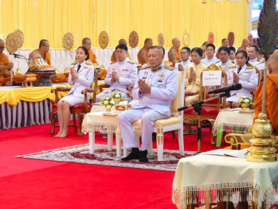 เข้าร่วมพิธีเจริญพระพุทธมนต์เฉลิมพระเกียรติถวายพระพรชัยมงคลแด่ พระบาทสมเด็จพระเจ้าอยู่หัวเนื่องในโอกาสวันเฉลิมพระชนมพรรษา 6 รอบ 28 กรกฎาคม 2567 ... พารามิเตอร์รูปภาพ 1