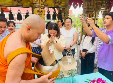 เข้าร่วมพิธีเจริญพระพุทธมนต์ ทำบุญตักบาตรข้าวสารอาหารแห้ง ... พารามิเตอร์รูปภาพ 5