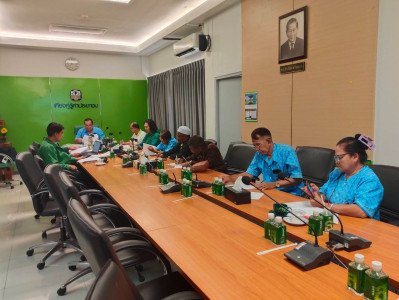 เข้าร่วมประชุมคณะกรรมการดำเนินการของ ... พารามิเตอร์รูปภาพ 1