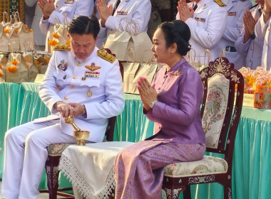 เข้าร่วมพิธีทำบุญตักบาตรถวายพระราชกุศล ... พารามิเตอร์รูปภาพ 1