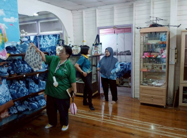 เข้าตรวจเยี่ยมกลุ่มอาชีพสหกรณ์ศิลปะประดิษฐ์เกาะเกร็ด พารามิเตอร์รูปภาพ 2