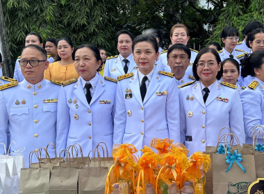 เข้าร่วมพิธีทางศาสนามหามงคล ... พารามิเตอร์รูปภาพ 2