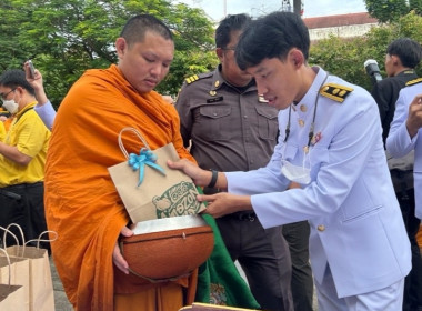 เข้าร่วมพิธีทางศาสนามหามงคล ... พารามิเตอร์รูปภาพ 6