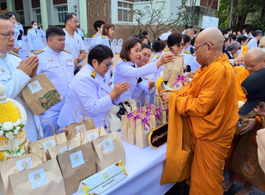 เข้าร่วมกิจกรรมวันคล้ายวันพระบรมราชสมภพพระบาทสมเด็จพระบรมชนกาธิเบศรมหาภูมิพลอดุลยเดชมหาราช บรมนาถบพิตร วันชาติ และวันพ่อแห่งชาติ 5 ธันวาคม 2568 ของจังหวัดนนทบุรี ... พารามิเตอร์รูปภาพ 1