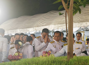 เข้าร่วมพิธีเชิญพุ่มดอกบัวประดิษฐ์ไปถวายสักการะพระศรีมหาโพธิ์พุทธรมราชบพิตร ในวันวิสาขบูชา ประจำปี 2569 ... พารามิเตอร์รูปภาพ 2