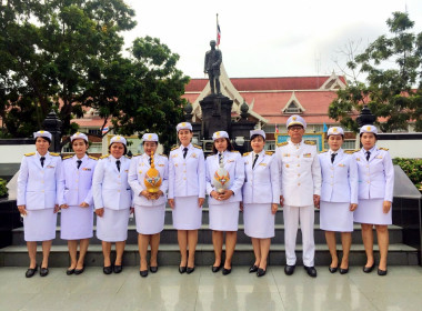 พิธีถวายเครื่องราชสักการะและวางพานพุ่ม ... พารามิเตอร์รูปภาพ 6