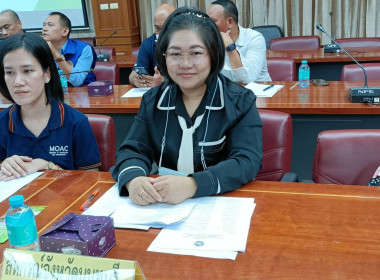 เข้าร่วมประชุมเกี่ยวกับการจัดกิจกรรม"ตลาดนัดแก้หนี้" พารามิเตอร์รูปภาพ 2