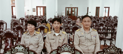 เข้าร่วมพิธีถวายภัตตาหารและเครื่องเขียนพระราชทาน ... พารามิเตอร์รูปภาพ 1